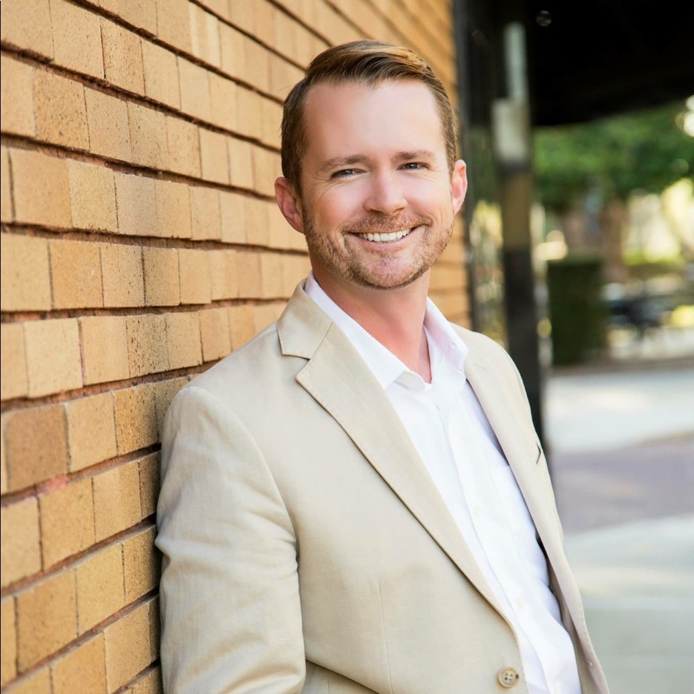 Meet your Posher, Adam